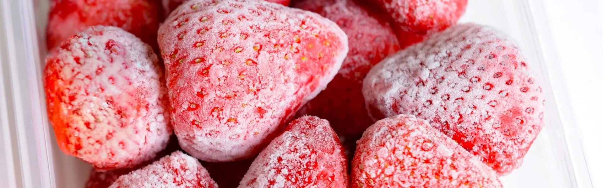 【愛知県豊川市】完熟の贅沢をいつでも！冷凍いちごの楽しみ方
